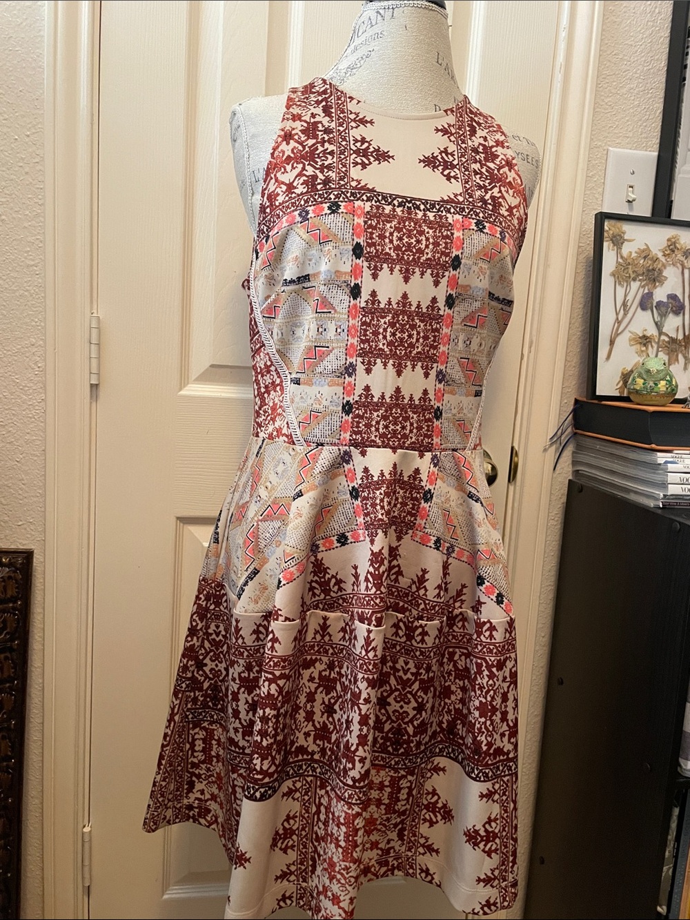 Sleeveless Midi Dress in ***maroon and Cream Print
